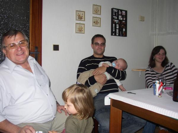 Martin41 a Partizan s rodinkou.jpg